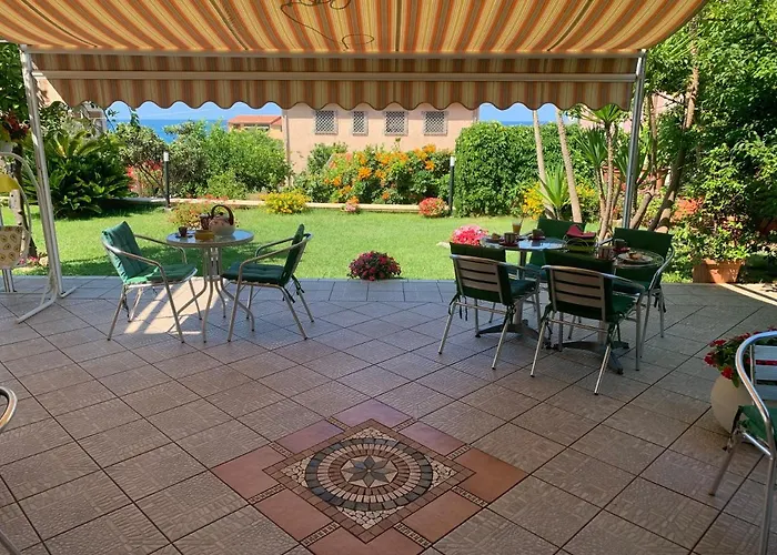 Alojamento de Acomodação e Pequeno-almoço Arco Fiorito 3*