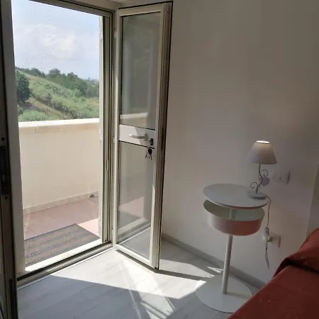 B&B Arco Fiorito 3*