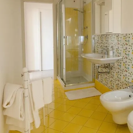 Bed & Breakfast Arco Fiorito 3*