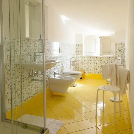 Arco Fiorito 3*