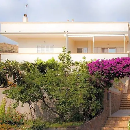 Arco Fiorito Bed & Breakfast 3*