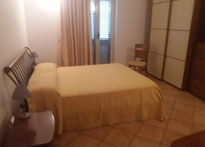 Alojamento de Acomodação e Pequeno-almoço Arco Fiorito 3*